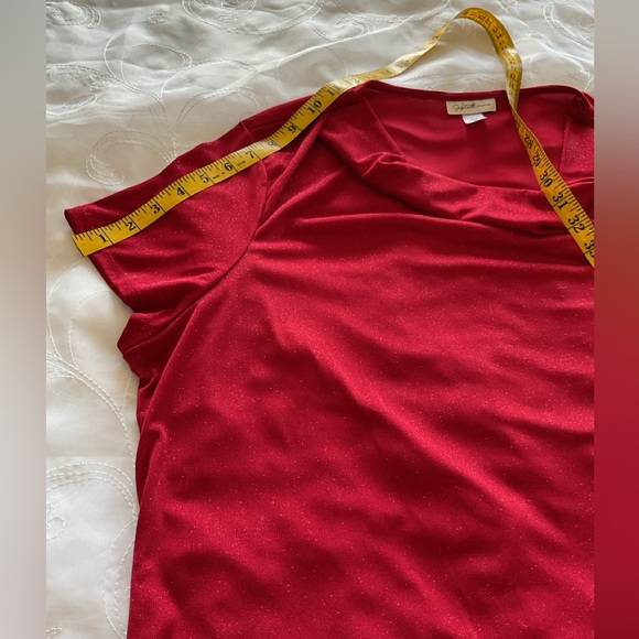 Jaclyn Smith Women’s 2X Red Short Sleeve Blouse - Picture 7 of 9